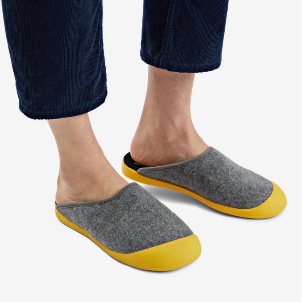 Mahabis Curve Mule Slippers